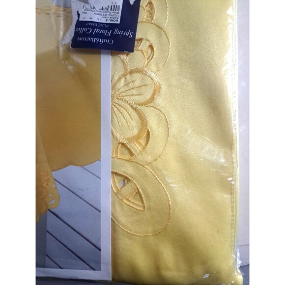 NEW Croft & Barrow Tablecloth Oblong Buttercup Yellow Spring Floral 60x102 - Picture 5 of 5